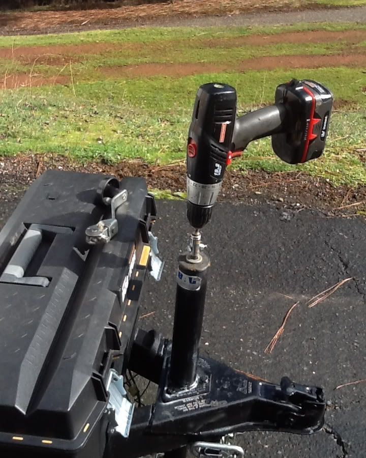 Cordless drill/tongue jack adapter?